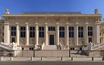 Palais de justice de Paris, façade rue de Harlay, entrée de la Cour d'assises