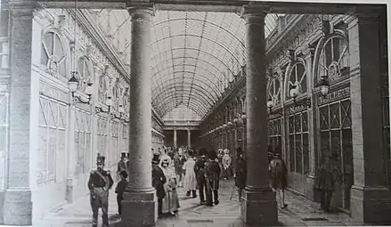 La galerie d'Orléans vers 1840