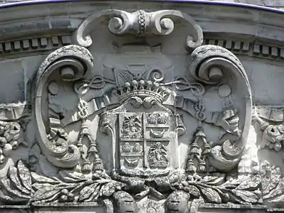 Armes de Jean d'Estrades au palais abbatial de Saint-Melaine de Rennes.