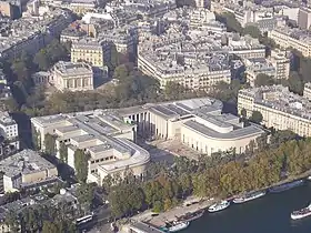 Palais de Tokyo.