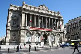 Le Palais de la Bourse.