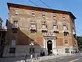Palais Antonio Doria, donnant sur la rue, près de la Piazza Corvetto. Le bâtiment a subi de lourdes modifications pour permettre la construction de la voie