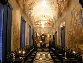 photo en couleur d'un temple maçonnique en Italie