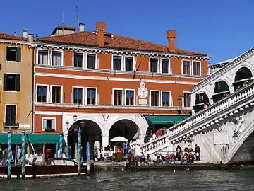 Palais des Dix Sages près du Rialto.