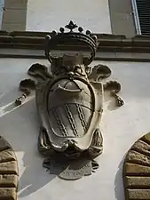 Armoiries des Gerini sur la façade.