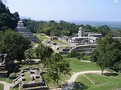Palenque, ville préhispanique et parc national.