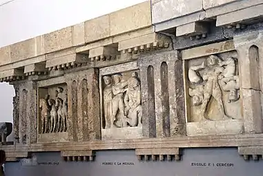 Métopes du temple C, Sélinonte, v. 550. CalcaireH. moyenne 1,50 m. env. Musée archéologique de Palerme.