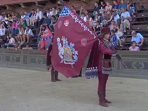 Porte-drapeau (Contrada de la Tour).