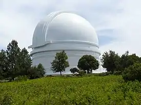 Coupole du télescope Hale.