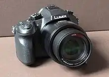 Description de l'image Panasonic Lumix FZ1000.jpg.