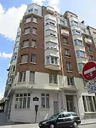 Emplacement du panneau Histoire de Paris « Les dalles de la Guillotine » situé no 16 rue de la Croix-Faubin.