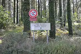 Panneau d'entrée de la forêt communale - Lann Bourgeol.