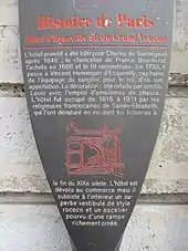 Panneau "Histoire de Paris" de l'hôtel.