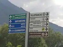 Signalisation bilingue italien-français à Villefranche.
