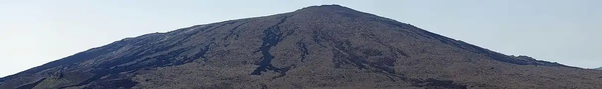 Panorama du piton de la Fournaise (flanc exposé à l'ouest).