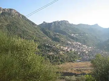 Bivongi ai piedi del Consolino e Monte Stella