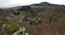 Photographie panoramique des gorges de la Durolle entre la vallée des Usines et des Rouets.