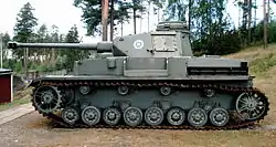 Panzer IV Ausf. J  avec son Kwk 40 L/48 exposé au Panssarimuseo (Musée des tanks) situé à Parola en Finlande.