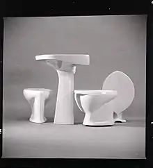 Sanitaires pour Ideal Standard, porcelaine, 1954 ca, photographie, Paolo Monti