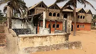 Maisons d'hôtes abandonnées à Avloh, Grand-Popo, Bénin