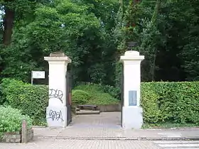 La porte du Parc du Bergoje en face de l'avenue Paul Verheyleweghen