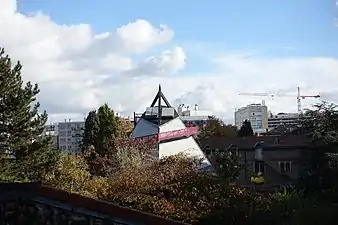 Théâtre Le Monfort et parc Georges Brassens