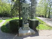 Monument à Louis Pergaud