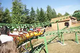 Tacot en folie au parc Ange Michel