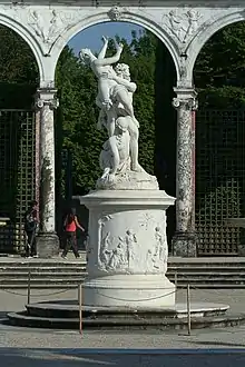 Enlèvement de Proserpine par Pluton (1699), marbre, château de Versailles, bosquet de la Colonnade.