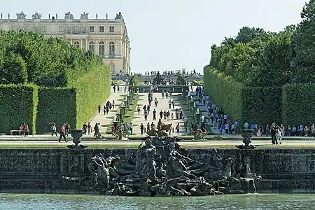 Le Triomphe de Neptune et d'Amphitrite (1740), bassin de Neptune, parc du château de Versailles.