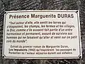 Plaque commémorative à Marguerite Duras (septembre 2015)