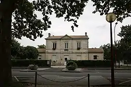 Le presbytère.