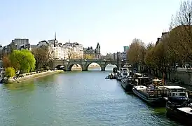 Vu du pont des Arts.