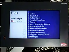 Écran de desserte du train 151825 du 23 décembre 2012 à 11:19 au départ de Paris-Gare de Lyon mentionnant l'arrêt en forêt.