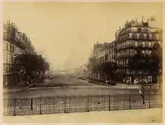 Bruno Braquehais, Paris. Rue Royale. Prise de vue depuis les marches de la Madeleine (après mai 1871), Bibliothèque nationale du Brésil.