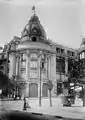 Grands Magasins Dufayel, pavillon d'angle avec la rue Christiani.