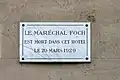 Plaque sur le 138, rue de Grenelle à Paris où le maréchal Foch mourut.