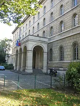 Ancien séminaire Saint-Sulpice (actuel hôtel des Finances publiques)