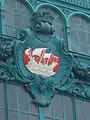 Blason de la gare d'Austerlitz, sur la verrière d'entrée nord de la ligne 5 du métro.