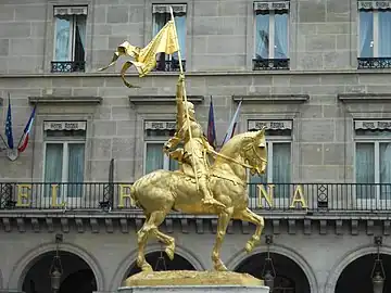 Emmanuel Frémiet, Monument à Jeanne d'Arc (1874), Paris, place des Pyramides.