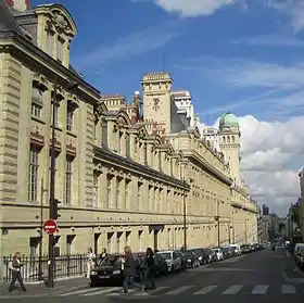 Rue Saint-Jacques la Sorbonne à Paris Montagne Sainte-Geneviève