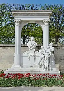 Monument à Waldeck-Rousseau (1910), Paris, jardin des Tuileries.