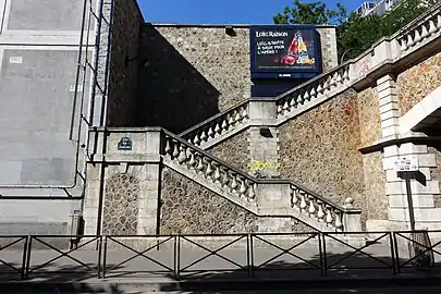 Accès à la rue de Tolbiac depuis la rue du Chevaleret.