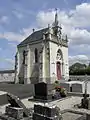 Chapelle du cimetière de Parné-sur-Roc