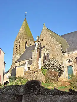 Église Saint-Pierre de Parné-sur-Roc