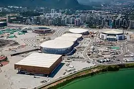 Photo aérienne des stades avec la Future Arena au premier plan
