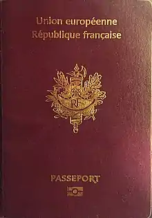 Couverture d'un passeport français