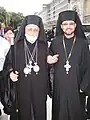 Le fondateur, l’archimandrite Theodoro A. C. de Oliveira (à droite) avec le patriarche Grégoire III à Rome (mai 2008).