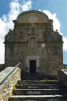 Fronton de l'église.