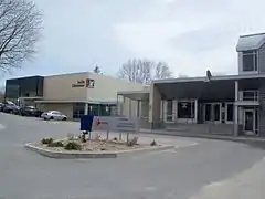 Entrée actuelle du Patro de Lévis avec la salle Ultramar sur la gauche.